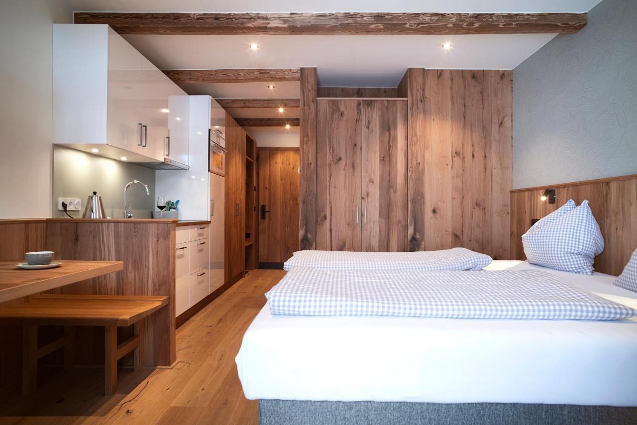 Berghaus Schroecken - Hotel Apartments Spa Экстерьер фото