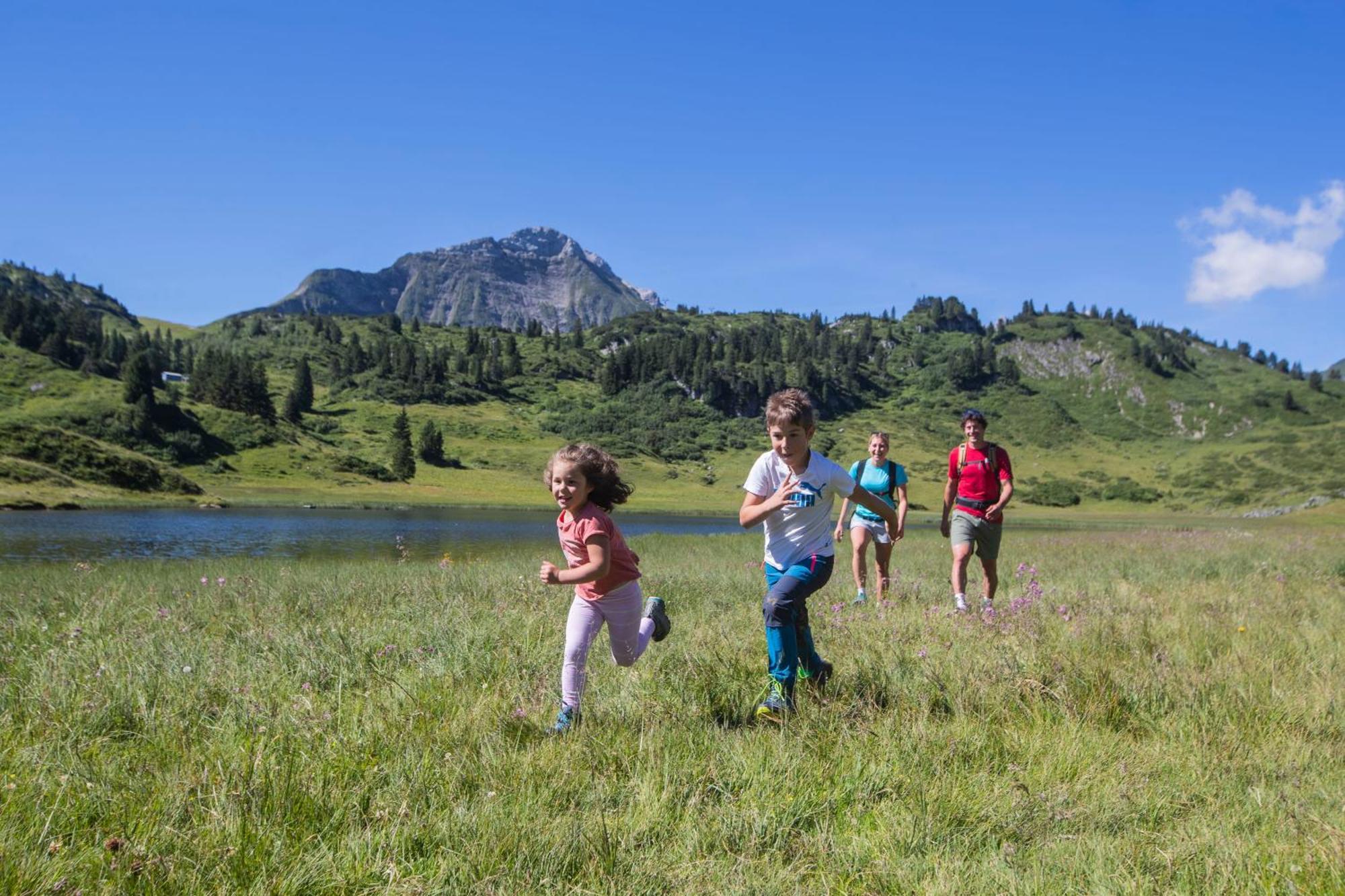 Berghaus Schroecken - Hotel Apartments Spa Экстерьер фото