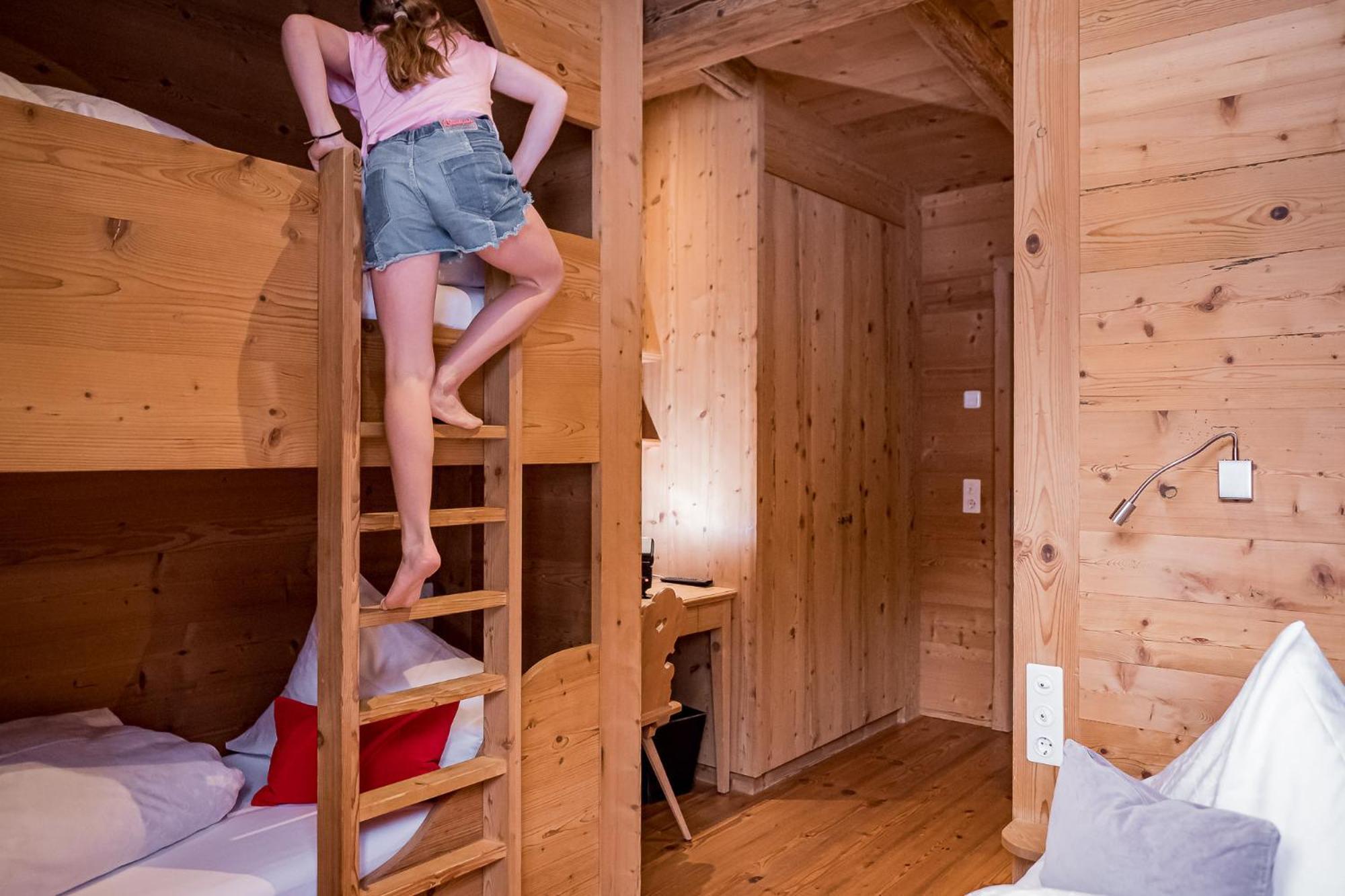 Berghaus Schroecken - Hotel Apartments Spa Экстерьер фото